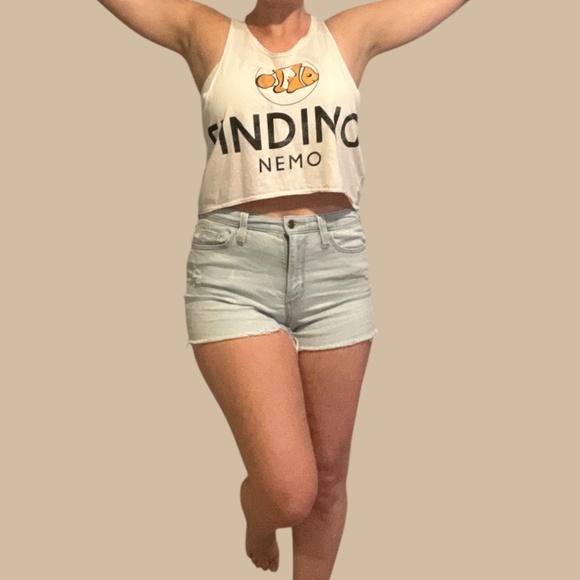 Disney/Pixar Finding Nemo Tank Top | Large - Picture 4 of 8